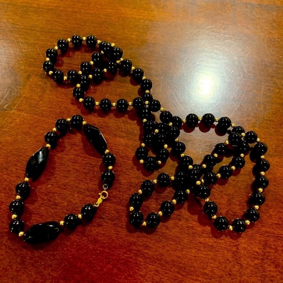 VINTAGE 14 Karat Gold and Onyx Set